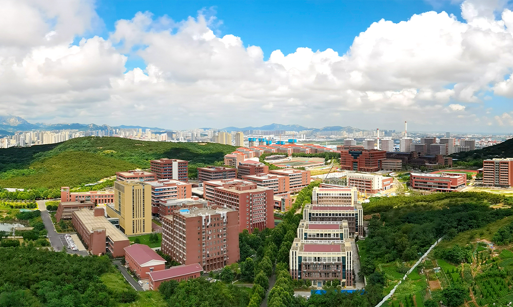 青岛理工大学 风起四海 · 各自珍重