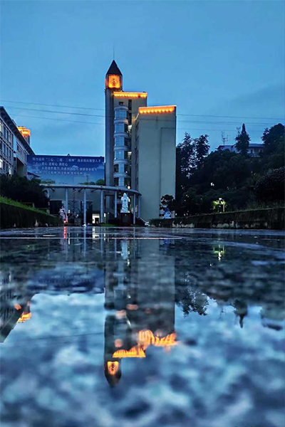 岁月流金 · 青春不散场
