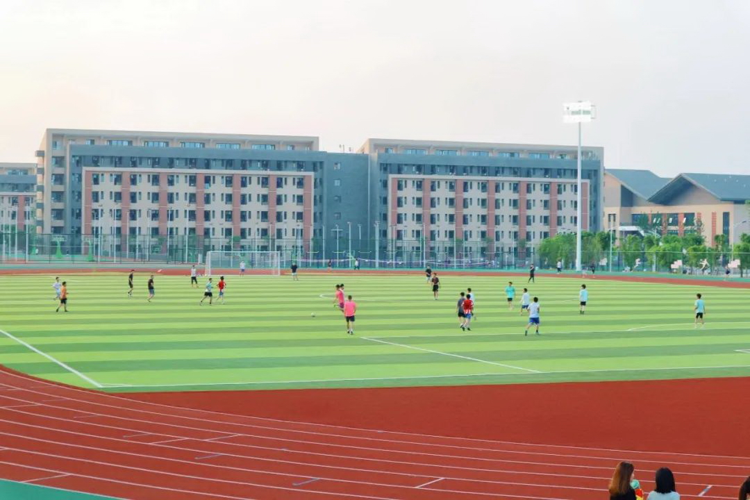 内江师范学院 早安青春